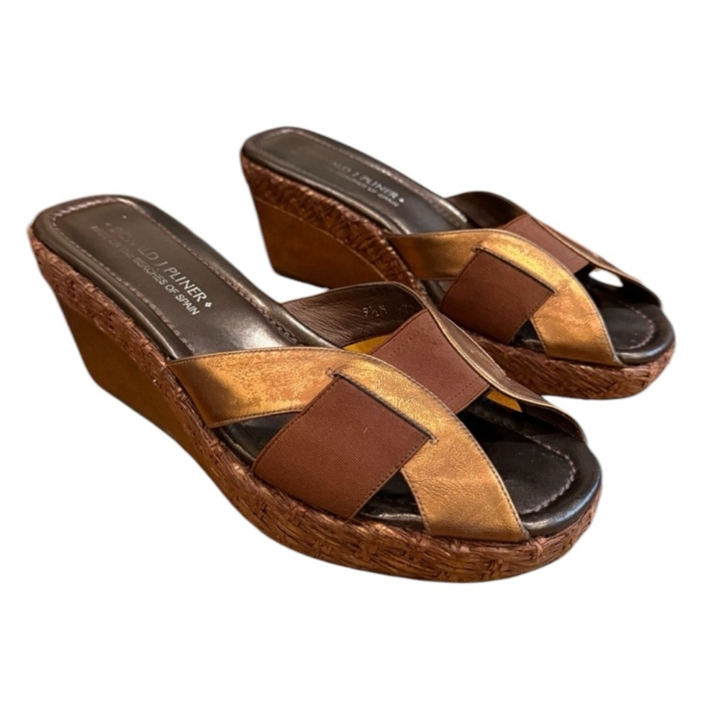 Donald J Pliner Bronze Wedge Espadrilles size 9